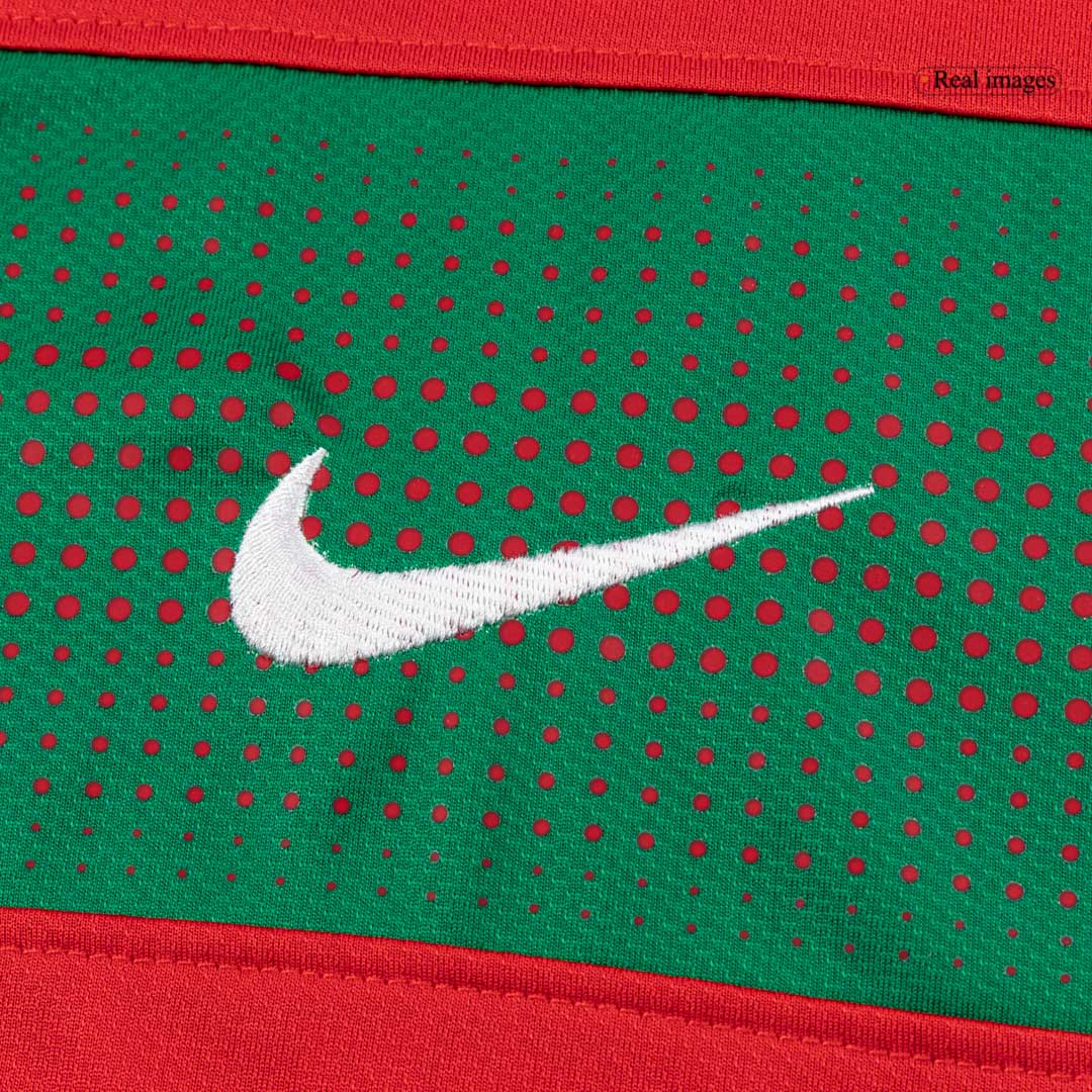 Retro Men's Portugal 2010 Home Soccer Jersey