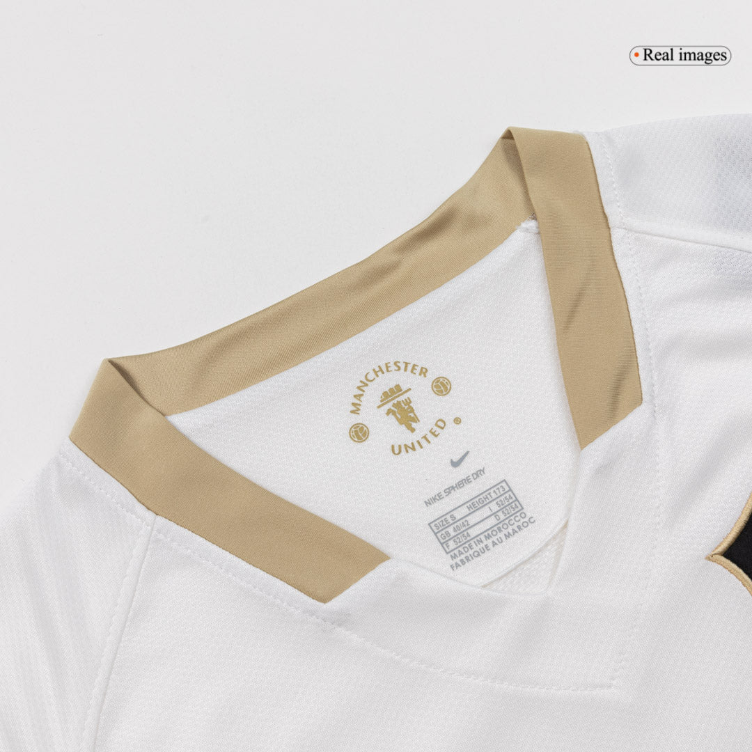 Retro Men's Manchester United 2006/07 Away Soccer Jersey