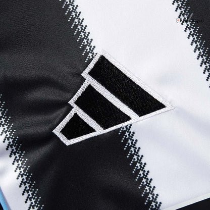 Men's Newcastle United 2025/26 Home Soccer Jersey