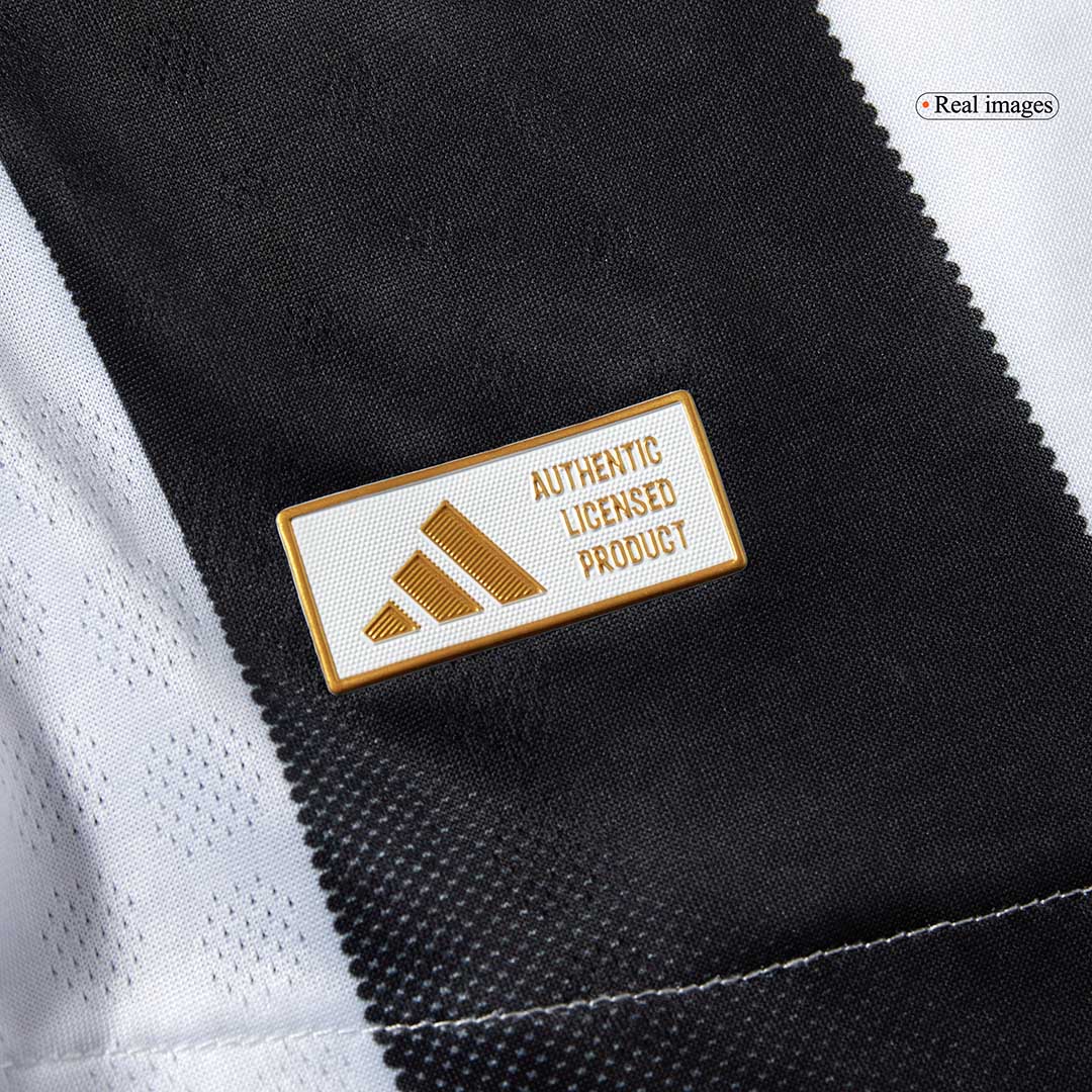 Men's Juventus 2025/26 Player Version Home Soccer Jersey - Slim Fit