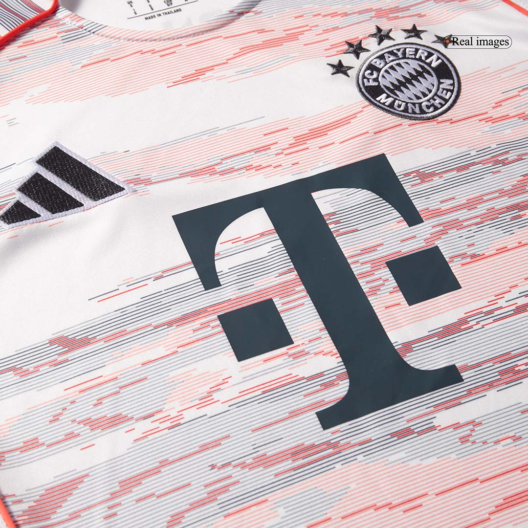 Men's Bayern Munich 2025/26 Away Soccer Jersey Full Kit